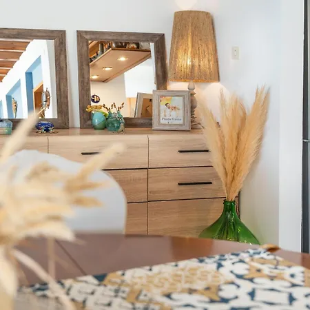 Peristeri * Alinda (Leros)