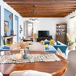 Villa Peristeri Alinda (Leros)