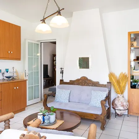 Villa Peristeri Alinda (Leros)