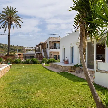 Peristeri Villa Alinda (Leros)