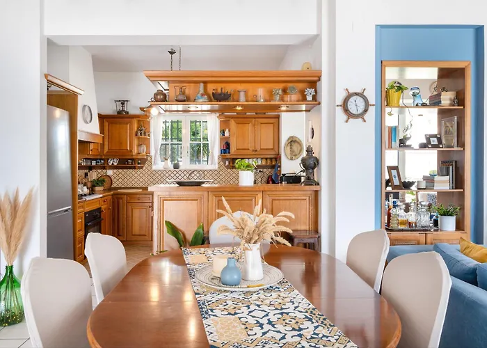 Peristeri ヴィラ *