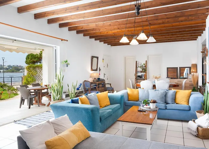 Peristeri ヴィラ *